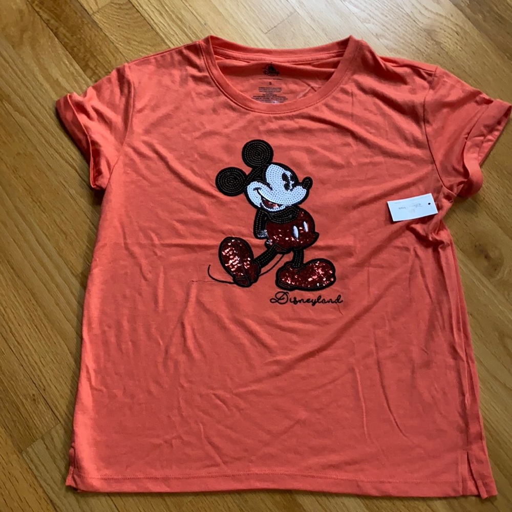 NWT Disney Tee Shirt Size Small!